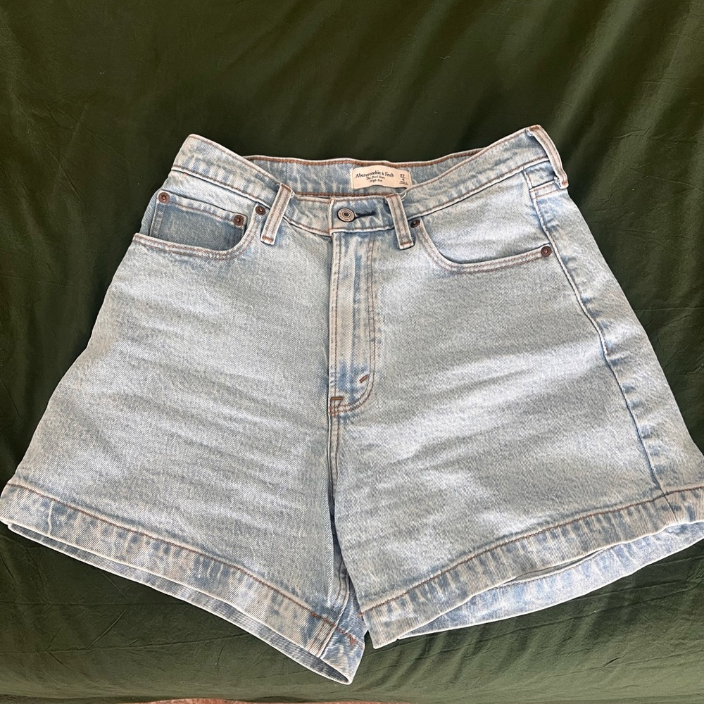 Abercrombie Curve Love Shorts